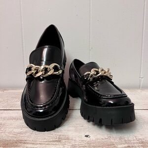 Guess Hillford Chain Loafers